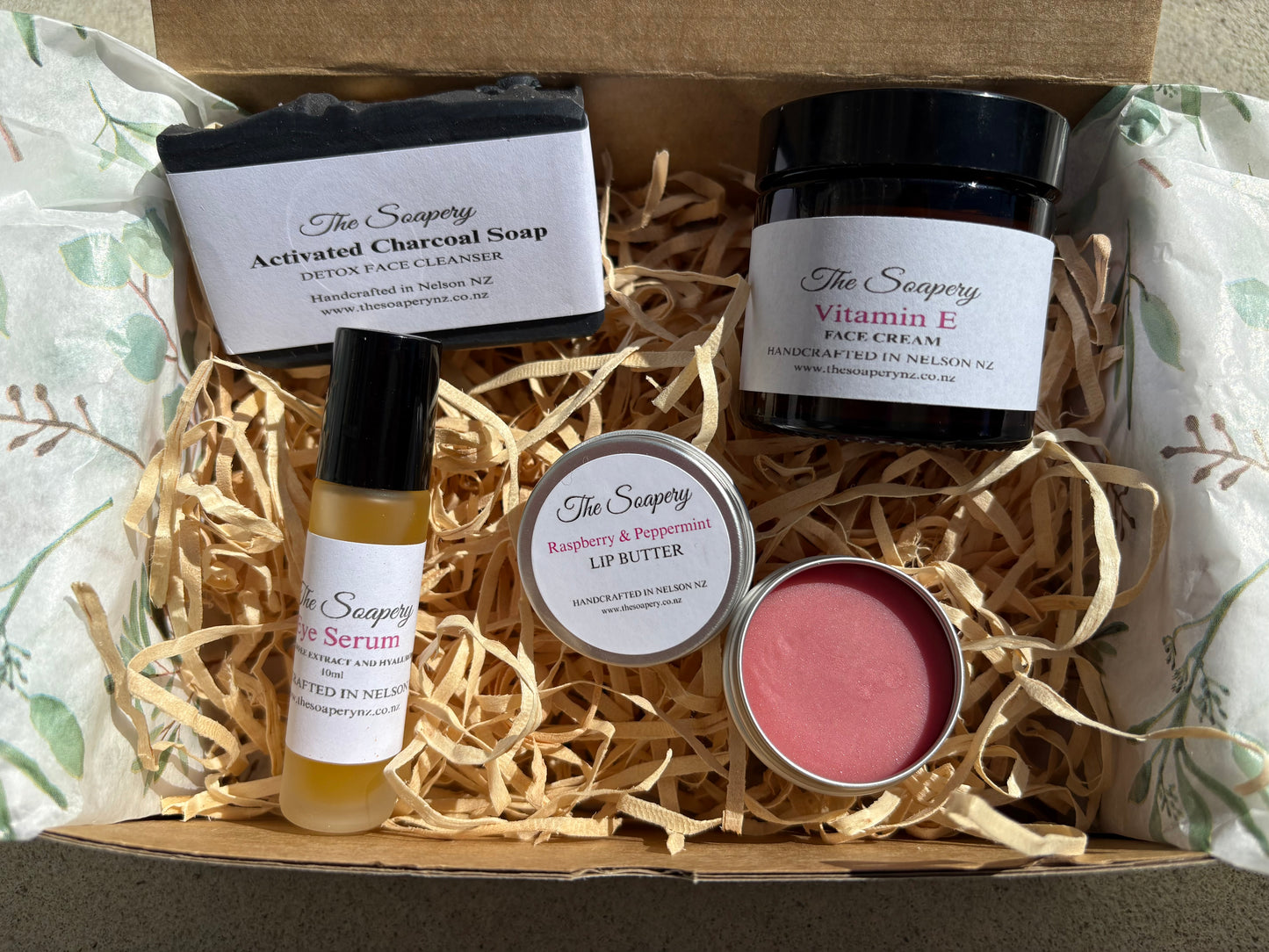 Pamper Gift Box